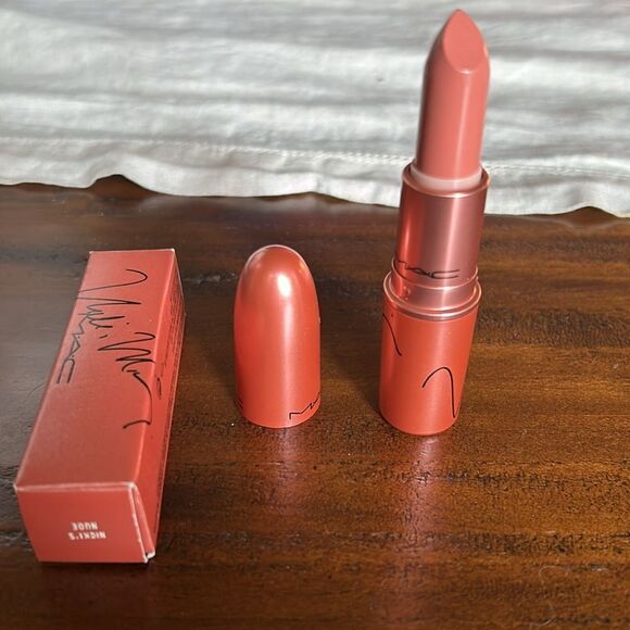 Mac lipstick and 2 Ipsy bags all new all pink - Picture 6 of 9
